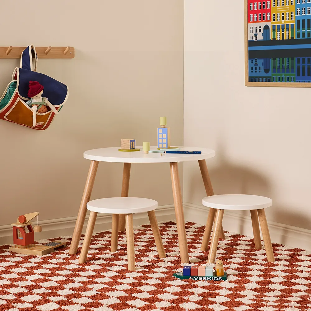 Kids Concept Bord och pallar vit