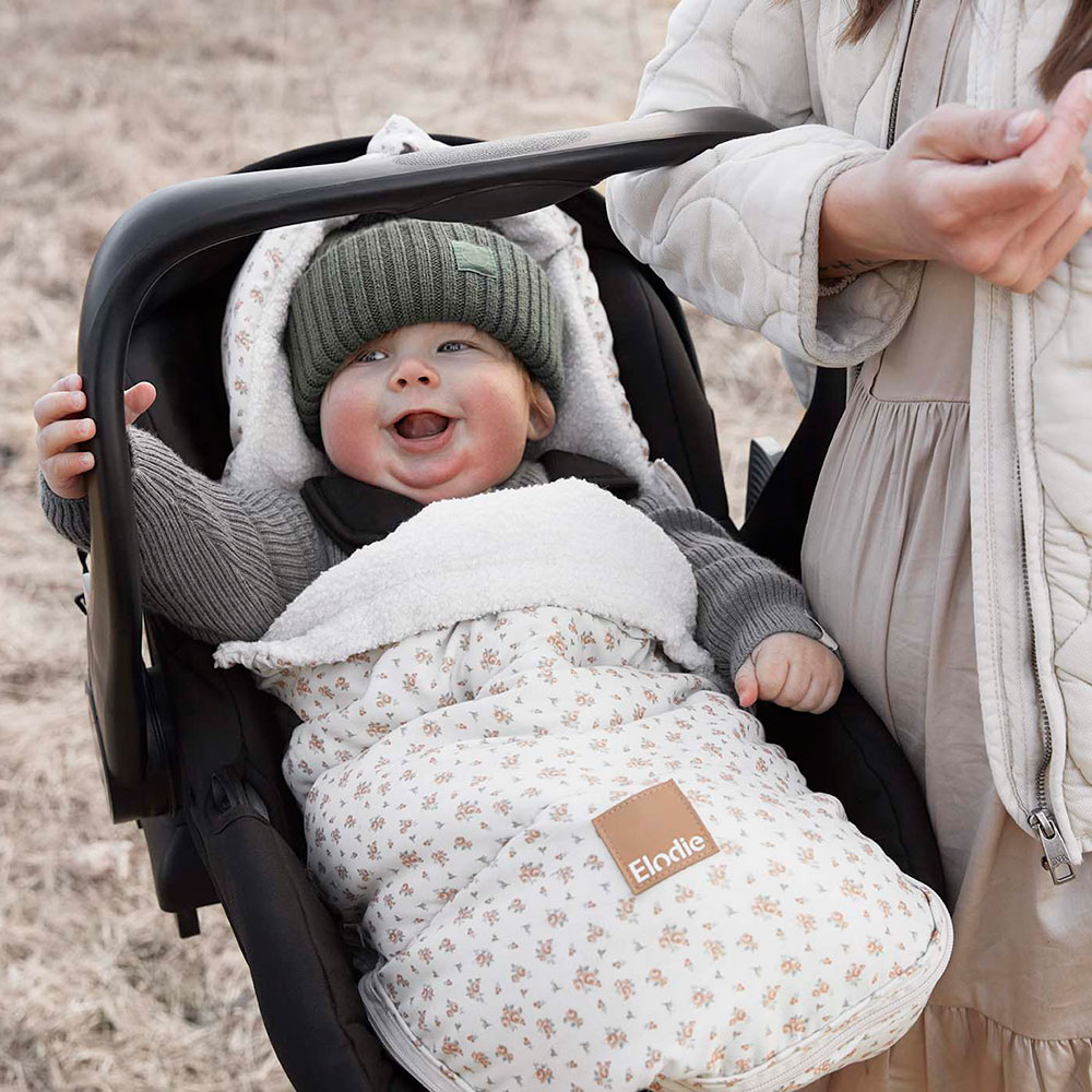 Elodie åkpåse bilbarnstol Pink Bouclé