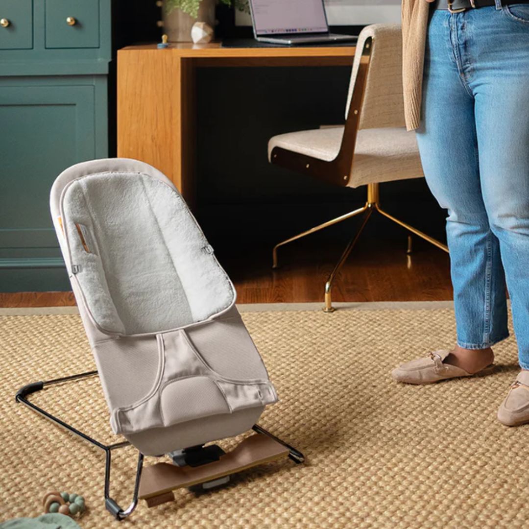 Uppababy Mira Bouncer babysitter Charlie Sand Melange