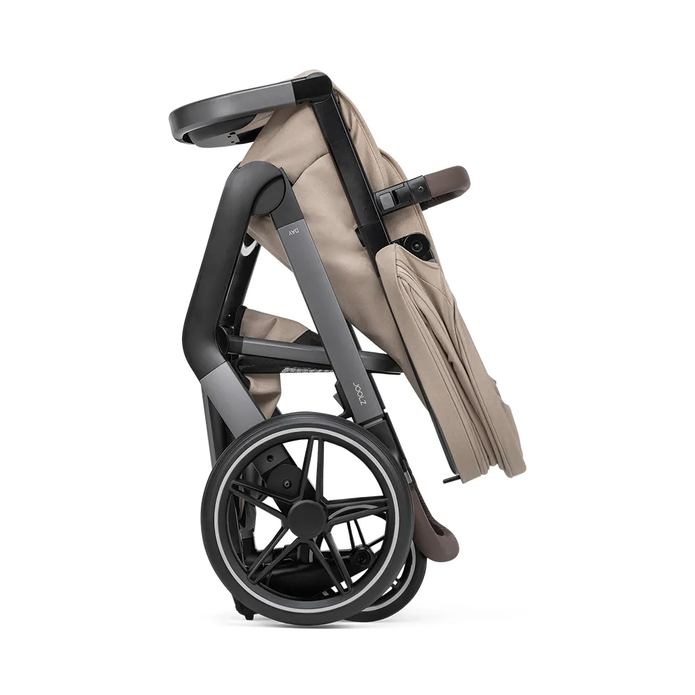 Joolz Day5 barnvagnspaket + Axkid babyskydd